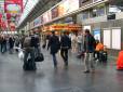  sous la verrière de la gare de l'est
